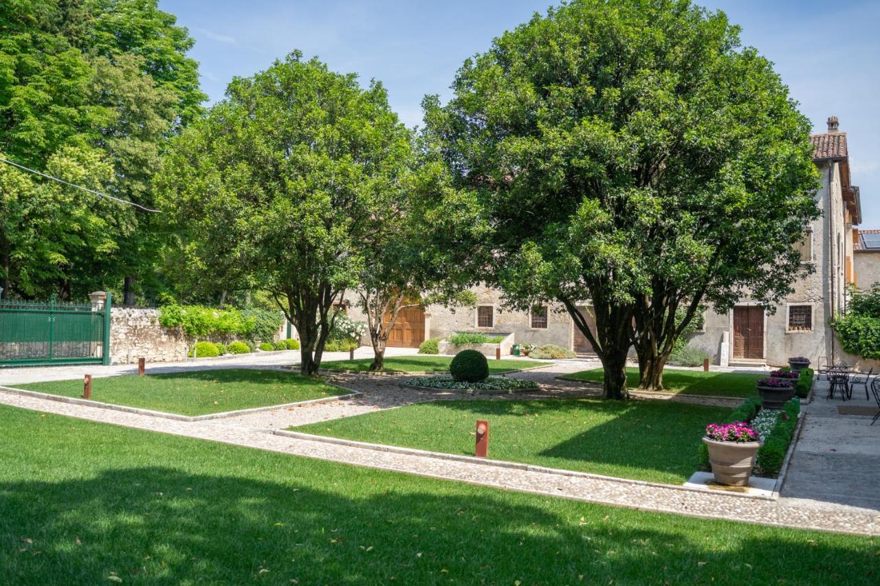 Villa Dafne Valpolicella B&B Adults Only, No Smoking, No Pets SantʼAmbrogio di Valpolicella Eksteriør bilde